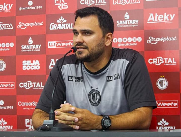 Treinador, auxiliar e preparador físico do Hercílio Luz são dispensados