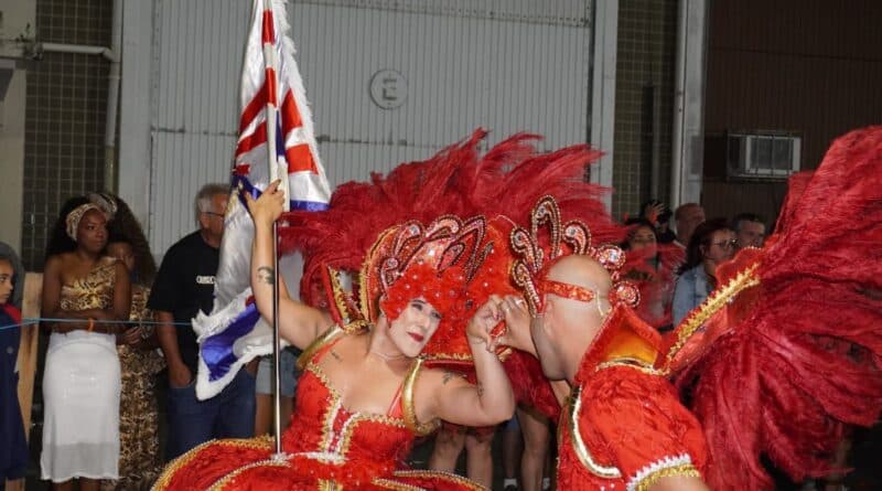 Pré-carnaval das escolas de samba começa nesta sexta-feira (7)
