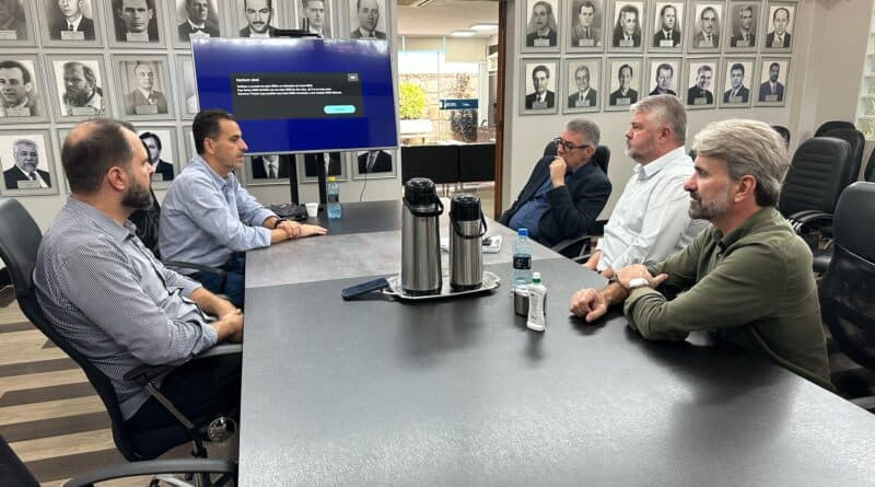 Diretor do BRDE visita a prefeitura de Tubarão