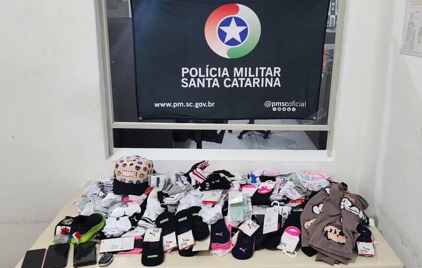 Quadrilha é presa após furtar mais de R$ 5 mil em produtos no shopping