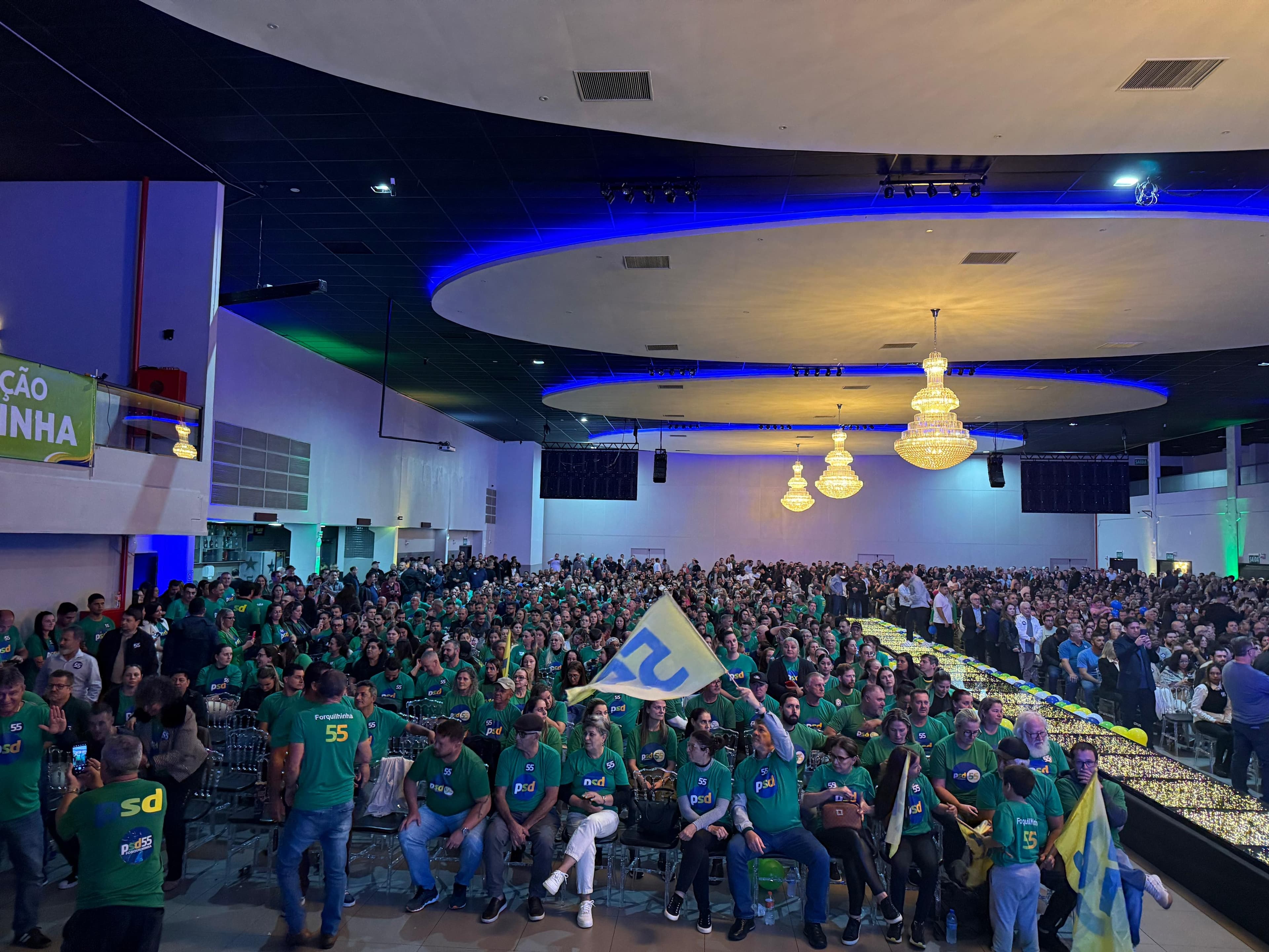 Pré-candidato a governador João Rodrigues reúne mais de 4 mil pessoas em Criciúma