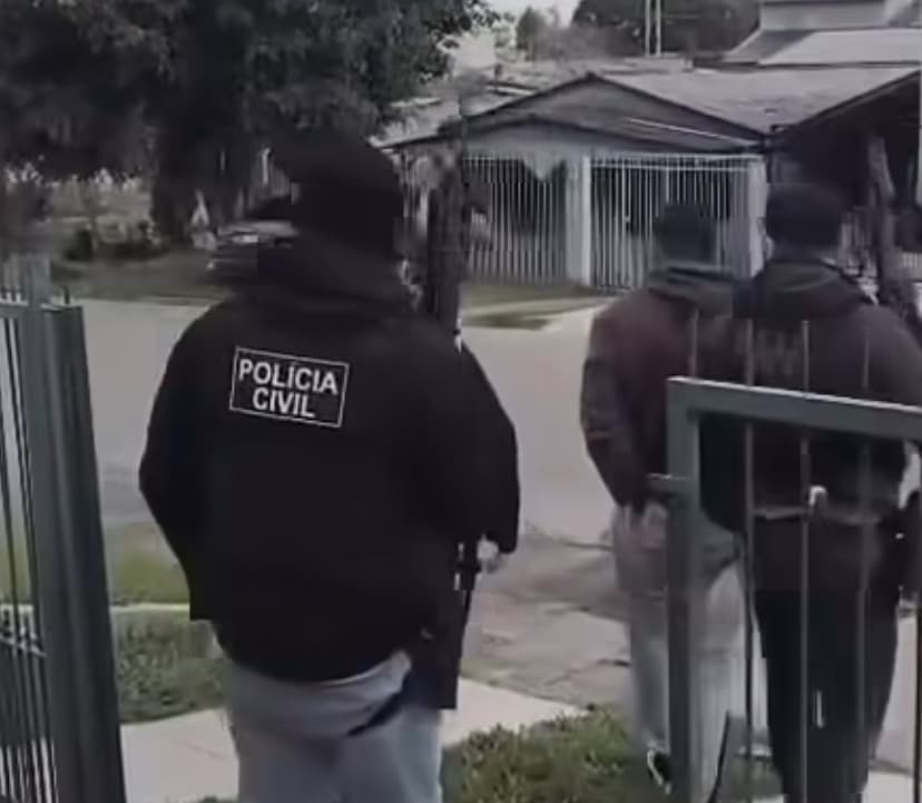 Acusado de espancar e manter a namorada em cárcere privado é preso pela Deic