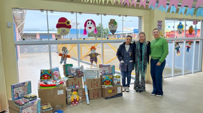 Escolas da rede municipal de ensino de Tubarão recebem jogos educativos