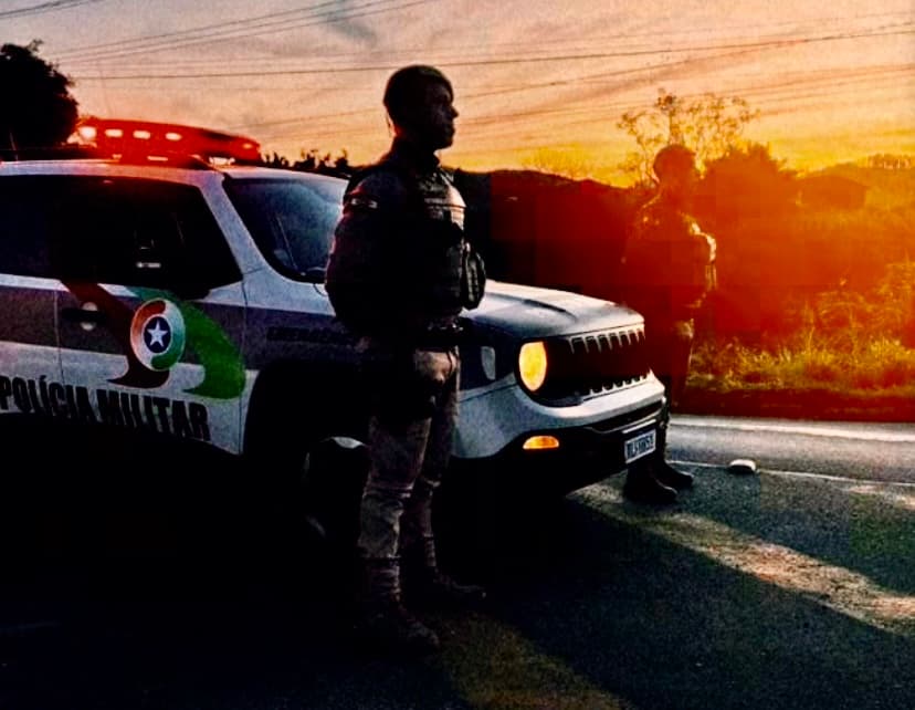 Homem com mandado de prisão por estupro no Paraná é preso na região