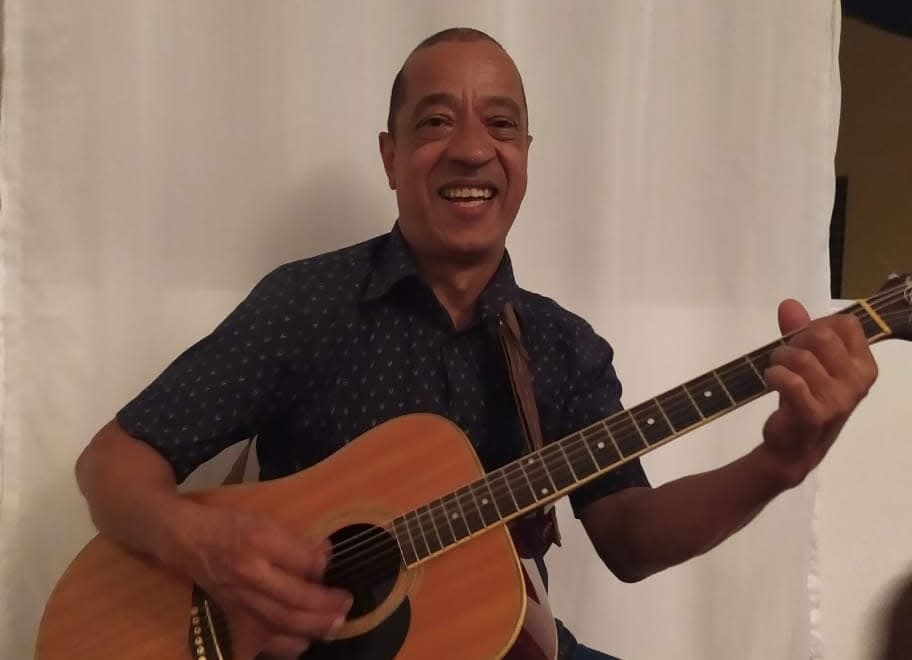 Marinho, músico da banda Brasilian Boys, morre aos 62 anos