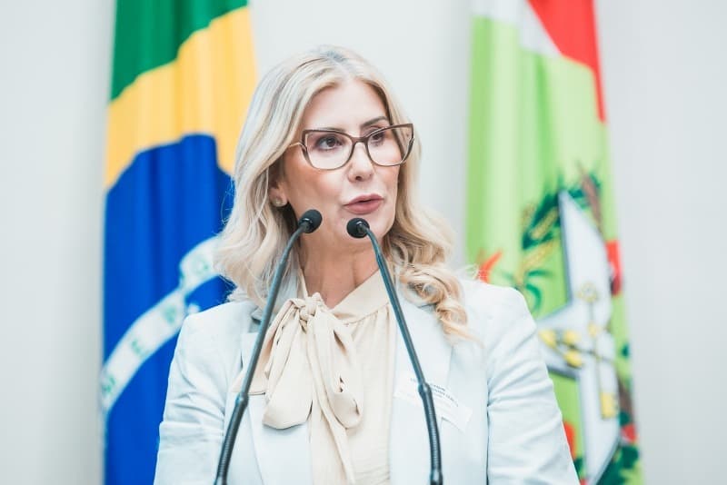 Estado apresenta proposta para aumentar transparência do Universidade Gratuita