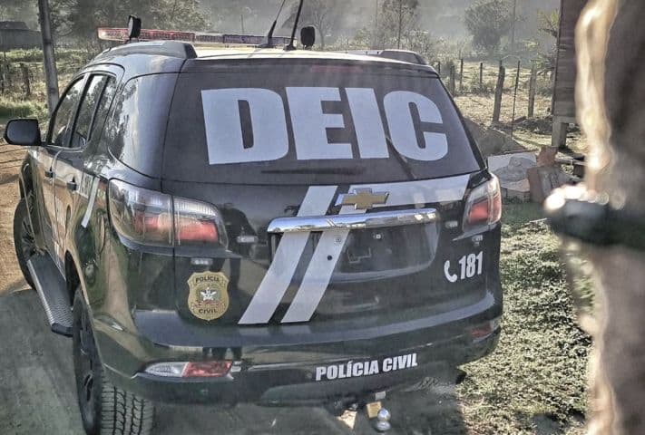 Adolescente é investigado por divulgar conteúdo nazista e racista nas redes sociais