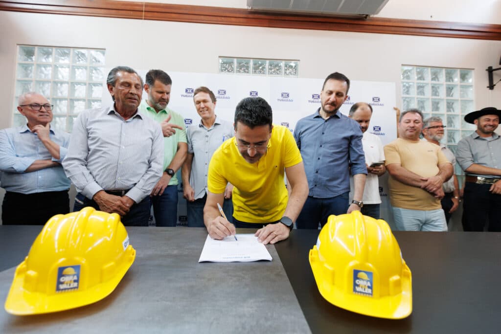 Iniciado o prolongamento da Avenida Pedro Zapelini