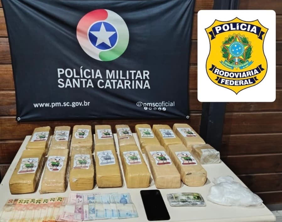 Mulher é presa transportando 13 kg de maconha e outras drogas