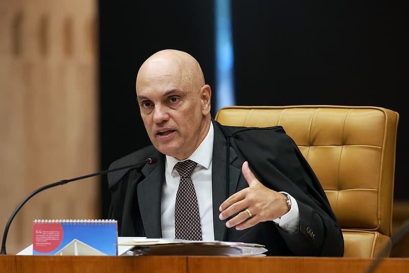 “Vamos voltar ao período da inquisição”, afirma Alexandre de Moraes sobre lei de Tubarão que veda ensino sobre gênero nas escolas