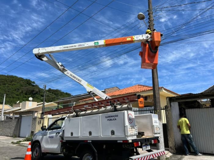Nova empresa de iluminação pública inicia operação em Laguna