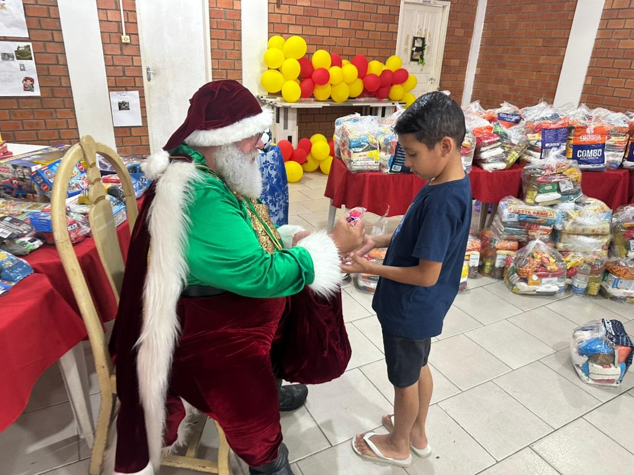 Portais Extra SC e TubaNews apoiam ação solidária de Natal da Paróquia Santa Teresinha