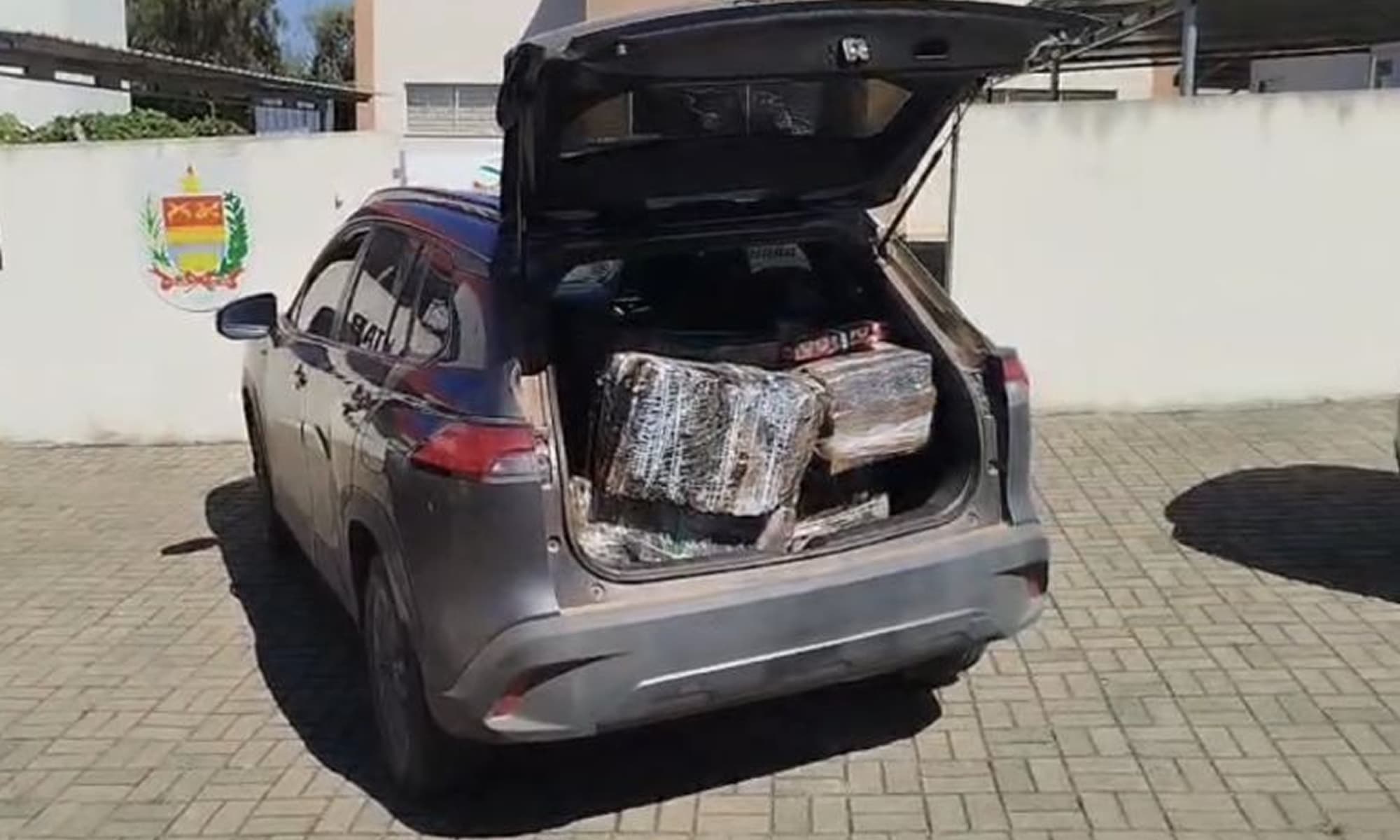 Carro com 360 quilos de maconha é apreendido em rota para Imbituba