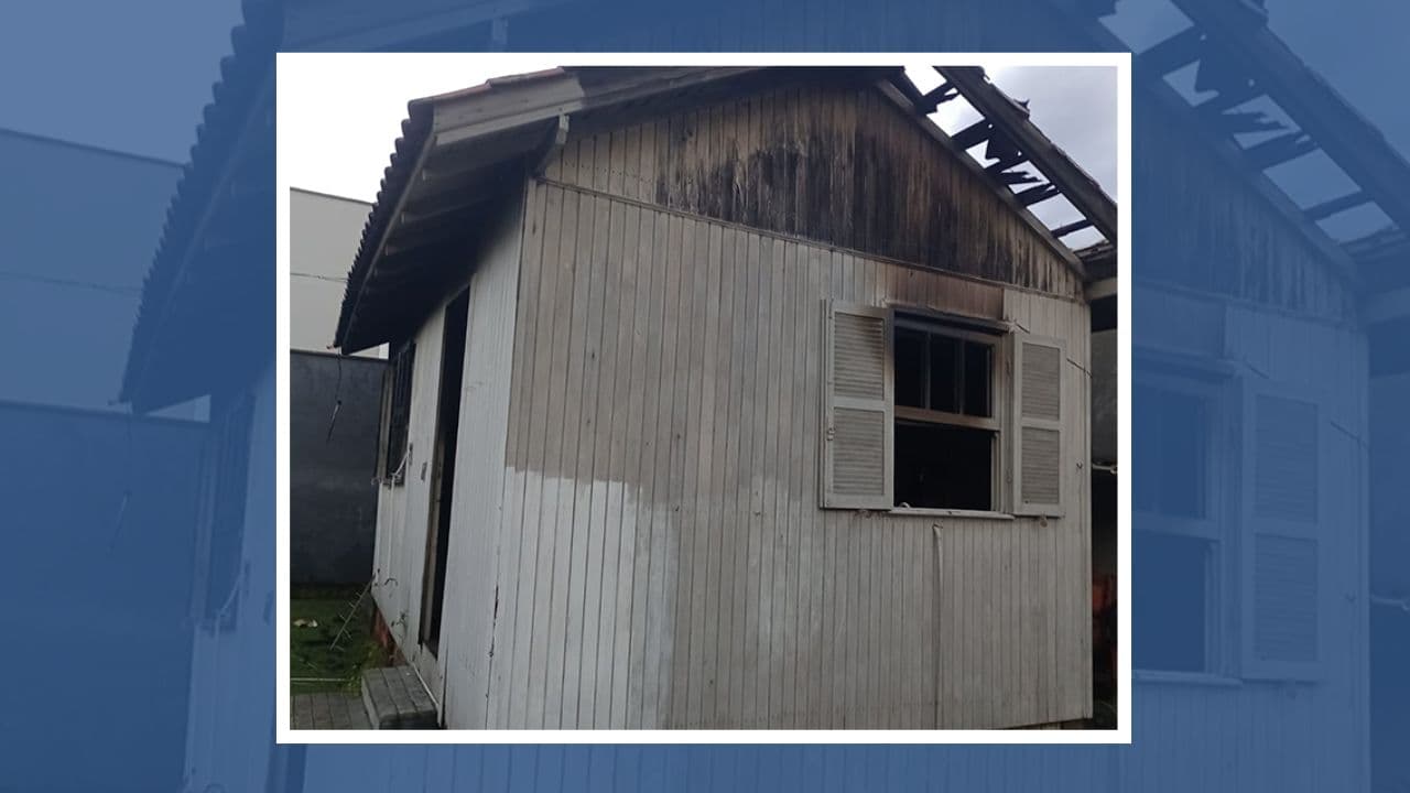 Filho é detido após atear fogo na residência dos pais