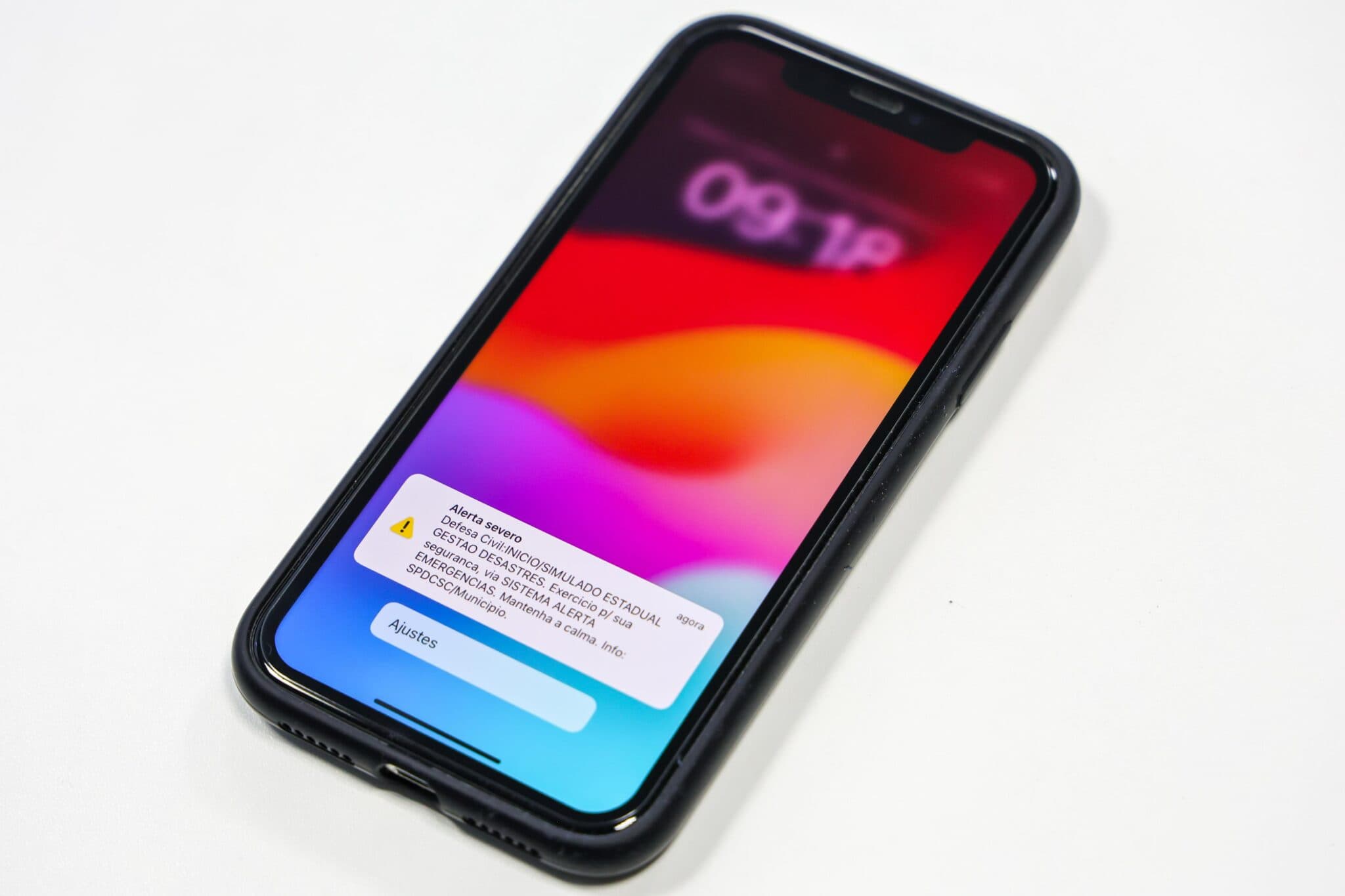 Defesa Civil utiliza alertas via celular para prevenir tragédias; saiba como receber