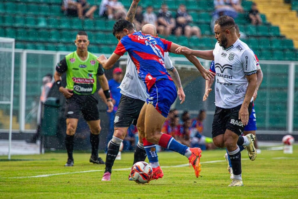 Apenas cinco equipes seguem invictas após o fim da segunda rodada do Catarinense