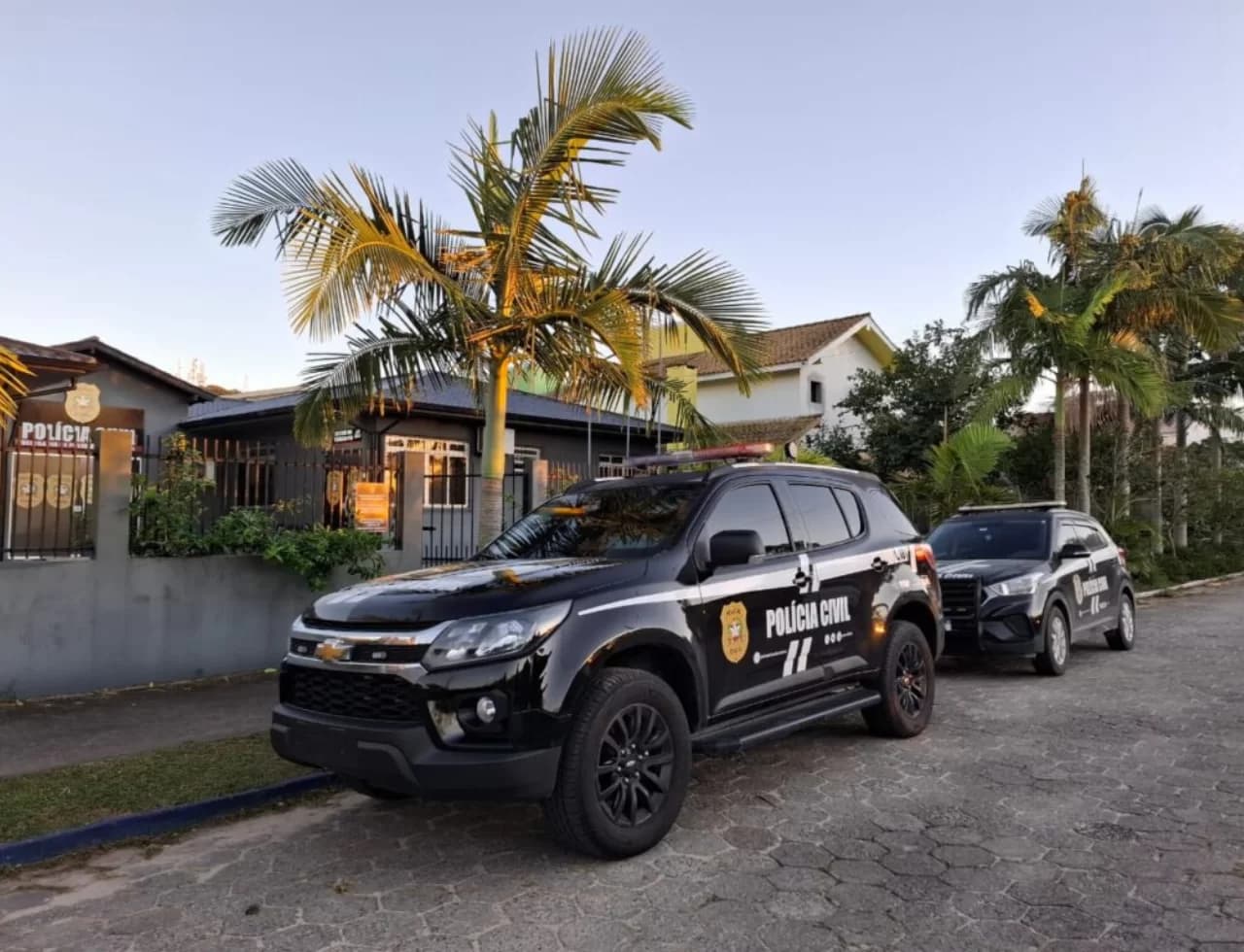 Prefeituras de Pescaria Brava e Tubarão se manifestam após operação contra corrupção