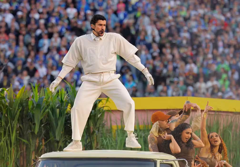Bad Bunny faz história com show mais assistido do Super Bowl
