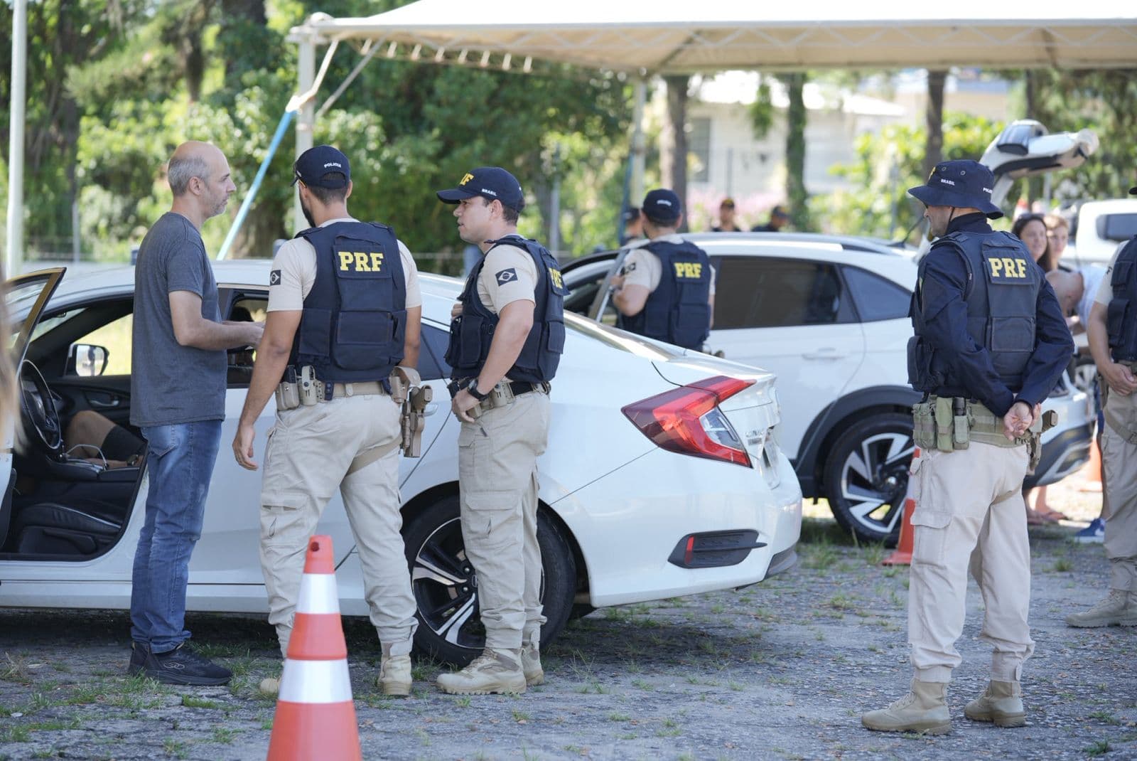 Estradas de Santa Catarina recebem reforço de 300 agentes para o Carnaval