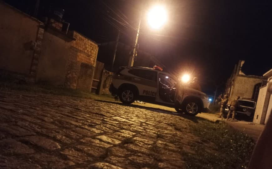 Homem é preso por matar vítima no dia do aniversário