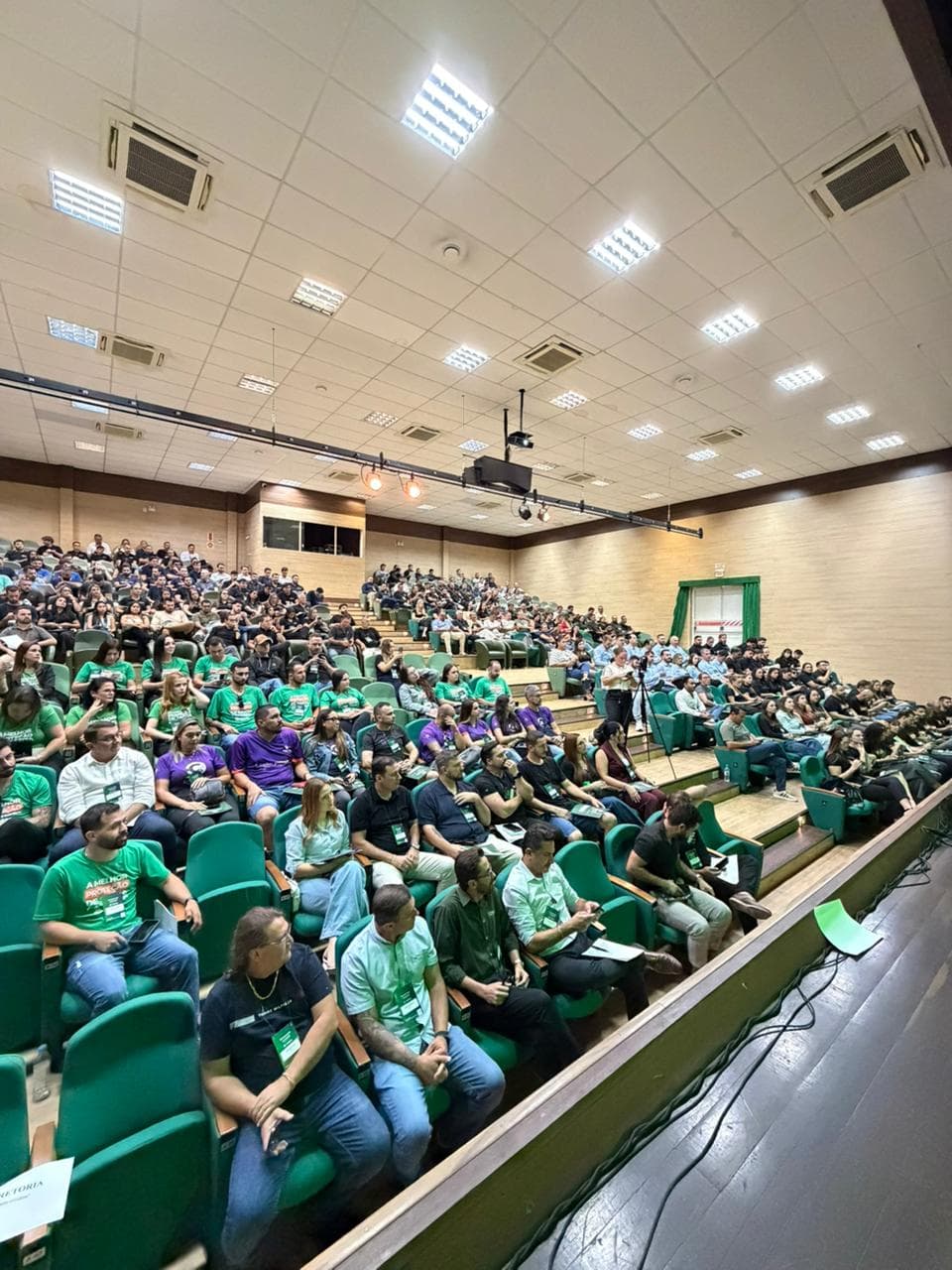 Evento reúne 300 profissionais de proteção veicular em Capivari de Baixo