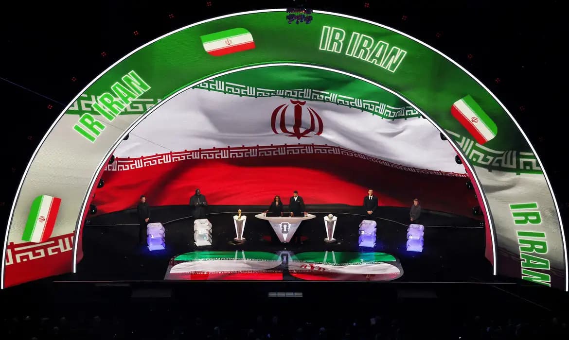 Irã segue preparação para Copa, mas não deverá jogar nos EUA