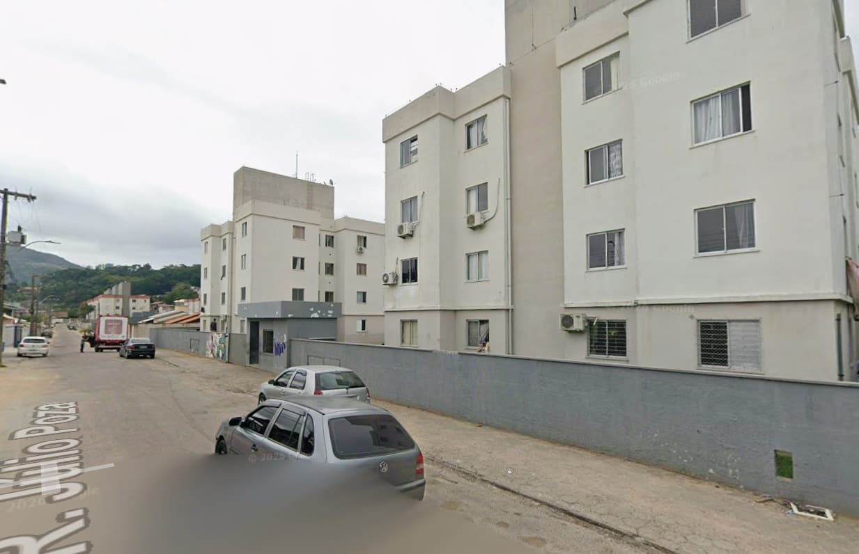 Olheiro do tráfico, adolescente de 16 anos é apreendido em conjunto residencial