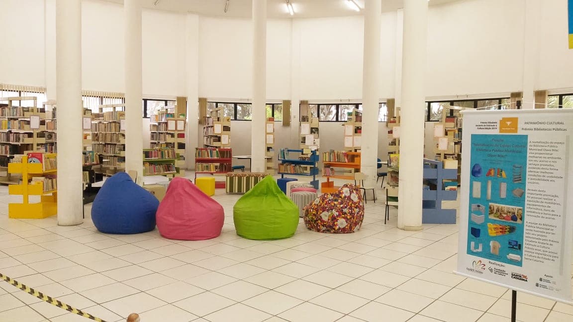 Biblioteca Pública e Arquivo Histórico voltam a atender em Tubarão com agendamento