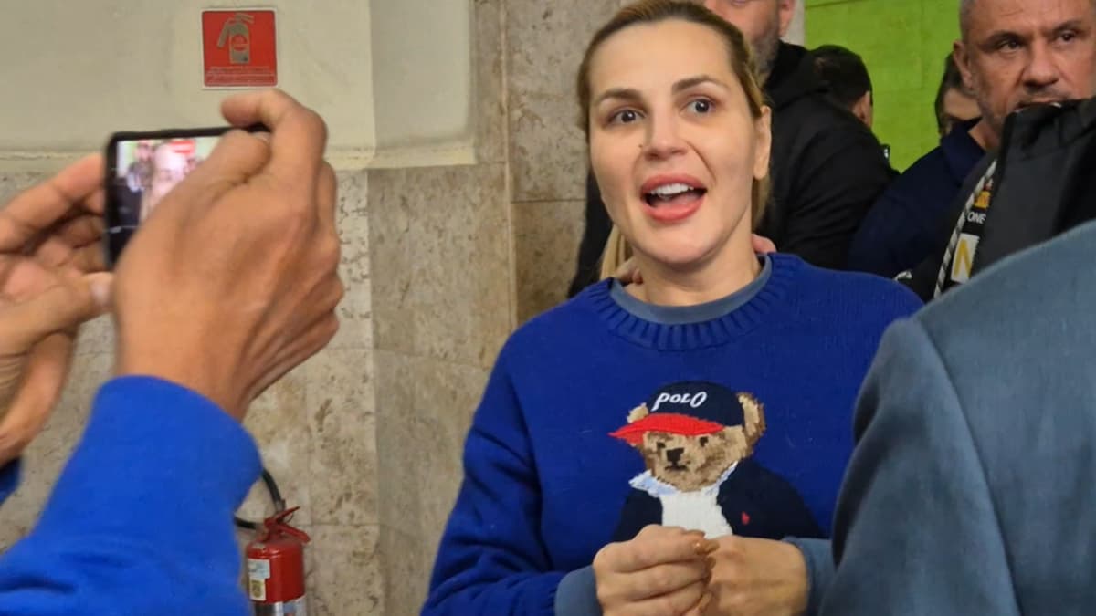 Deolane volta a ser presa em nova operação policial