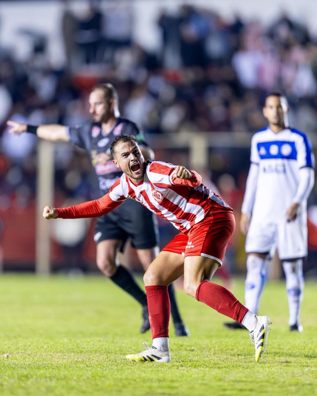 Hercílio Luz domina o clássico municipal e faz 2 a 0 no Tubarão
