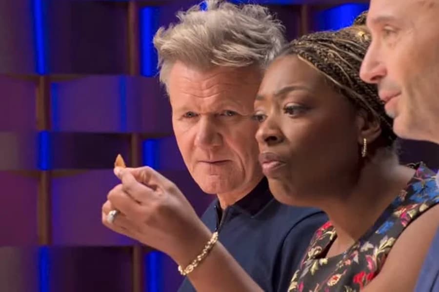 Participante do "MasterChef" é eliminada após "servir" curativo