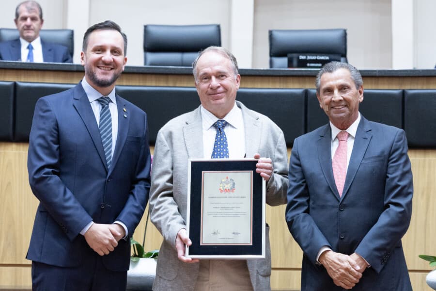 Complexo Jorge Lacerda ganha homenagem na Alesc