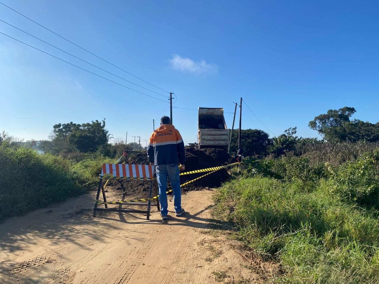 Ponte entre Tubarão e Laguna é interditada após risco estrutural