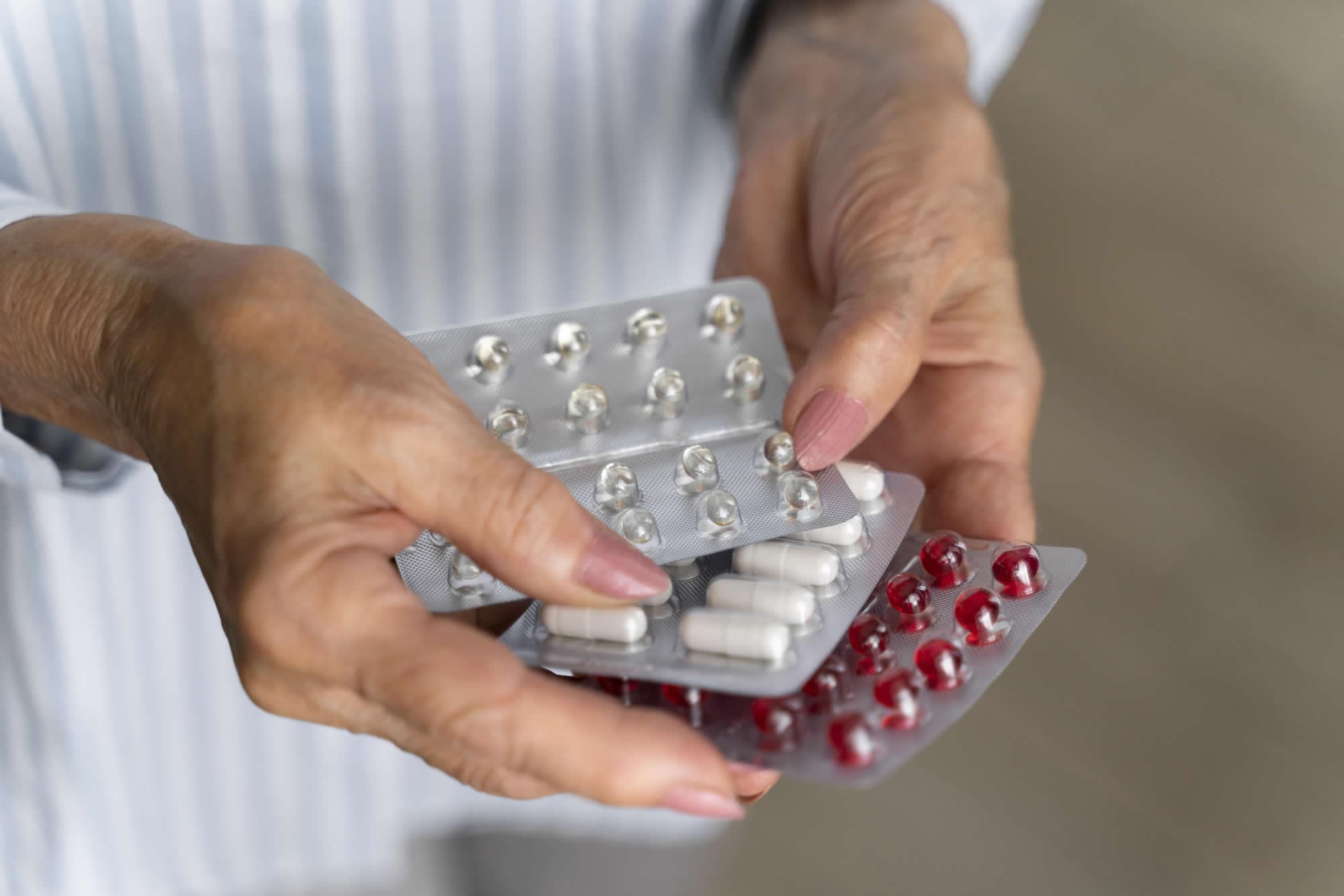 Medicamentos são repostos nas farmácias municipais de Tubarão