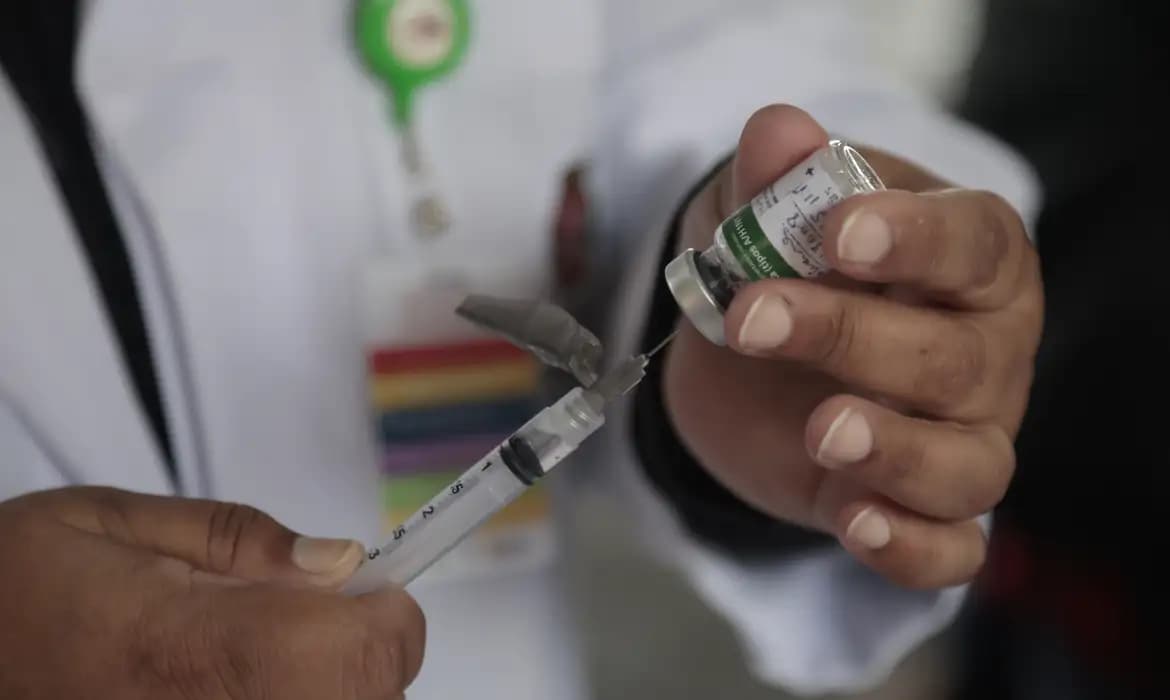 Vacina contra gripe será liberada para toda a população durante festa de aniversário de Tubarão