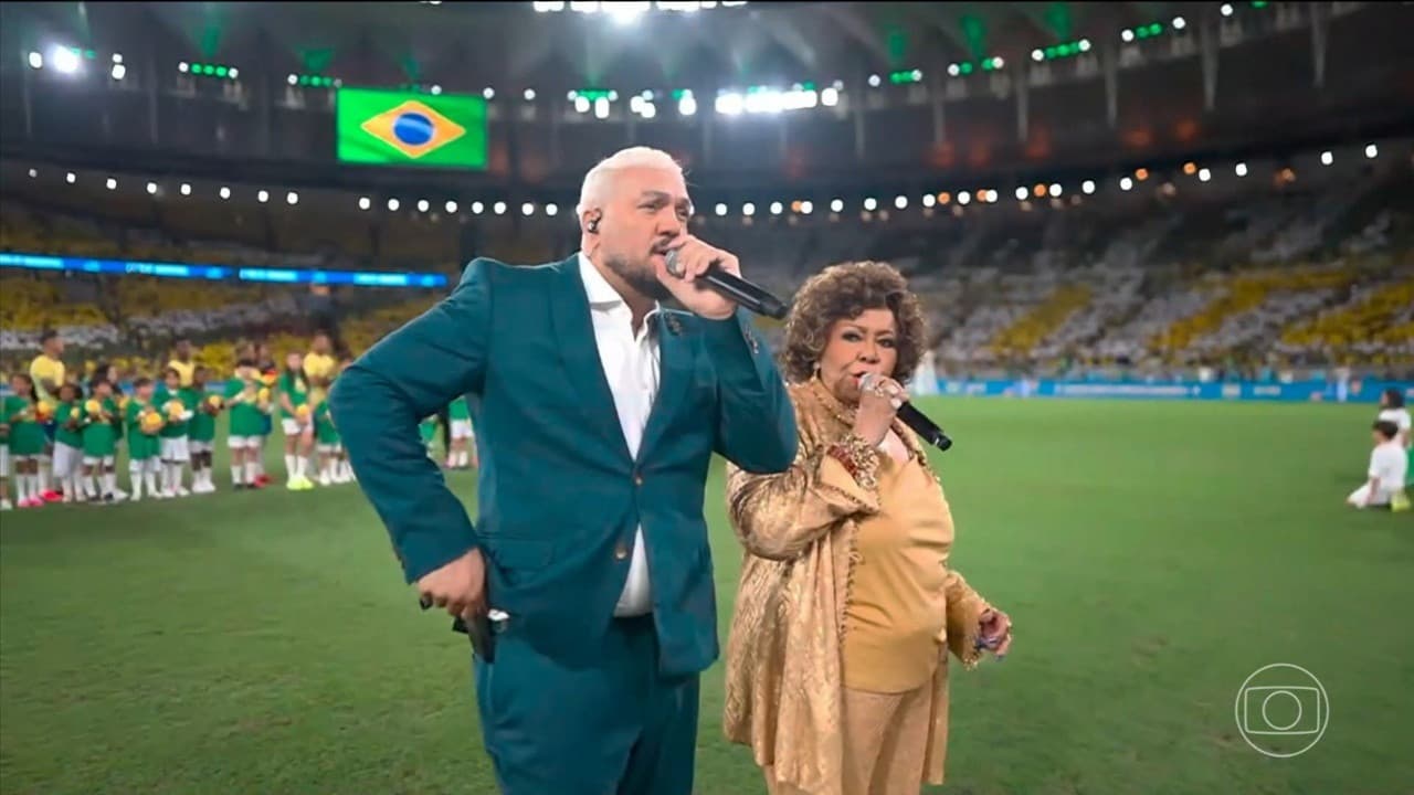 Alcione explica falha em dueto com Belo após críticas ao hino