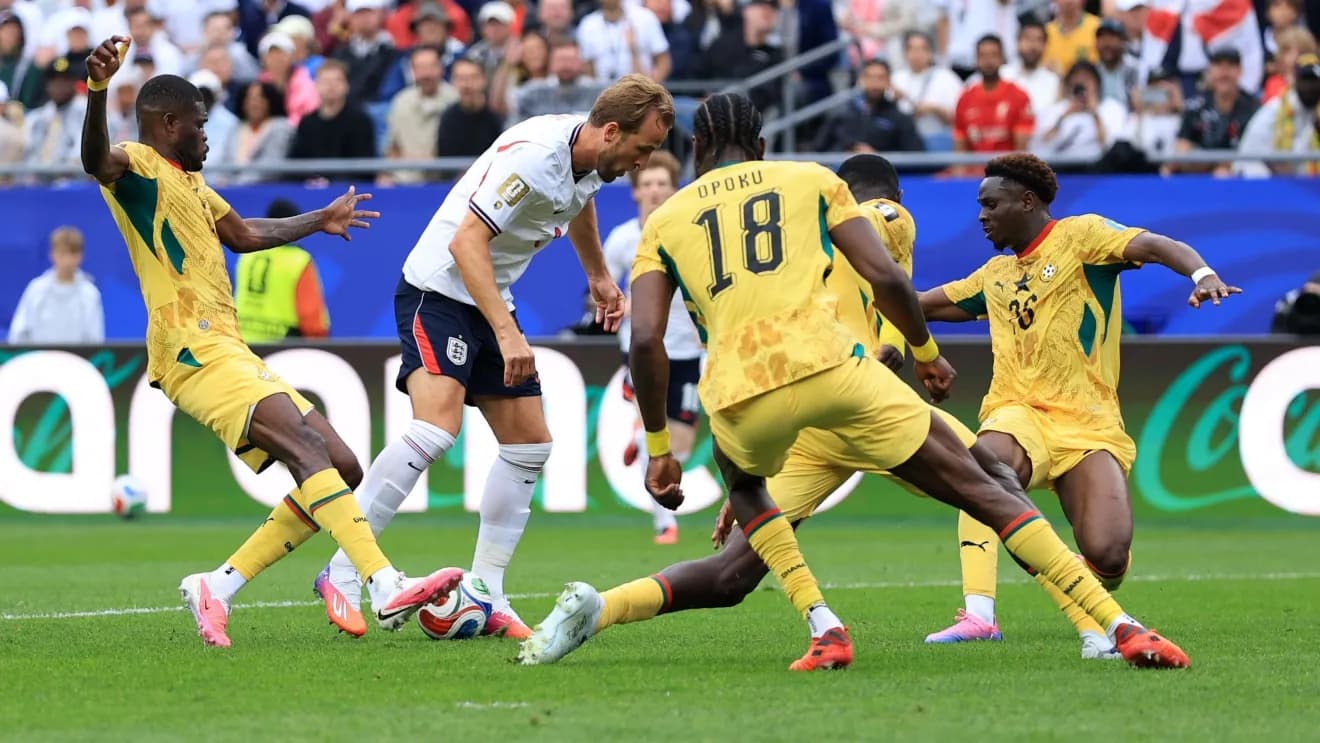 Kane perde gol incrível e Inglaterra fica no empate com Gana