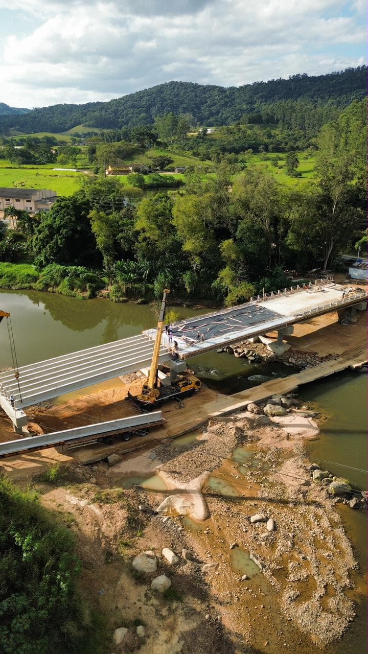 Ponte da Represa entra na reta final após instalação das últimas vigas