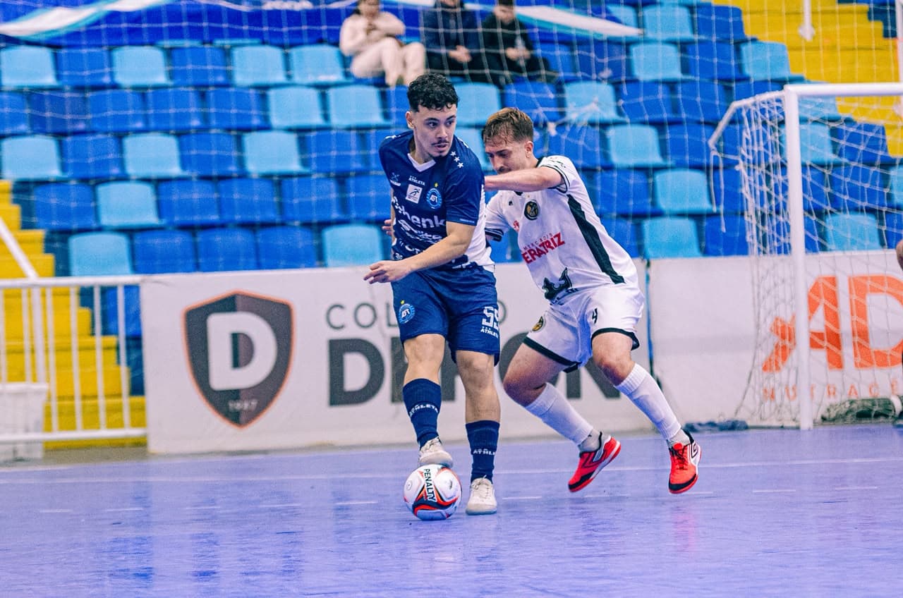 Tubarão Futsal sofre empate nos segundos finais e divide pontos com o Florianópolis