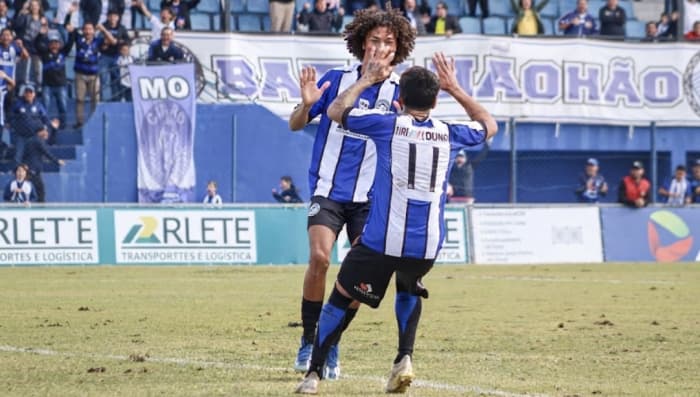 Tubarão vence o Nação e embala terceira vitória seguida na Série B