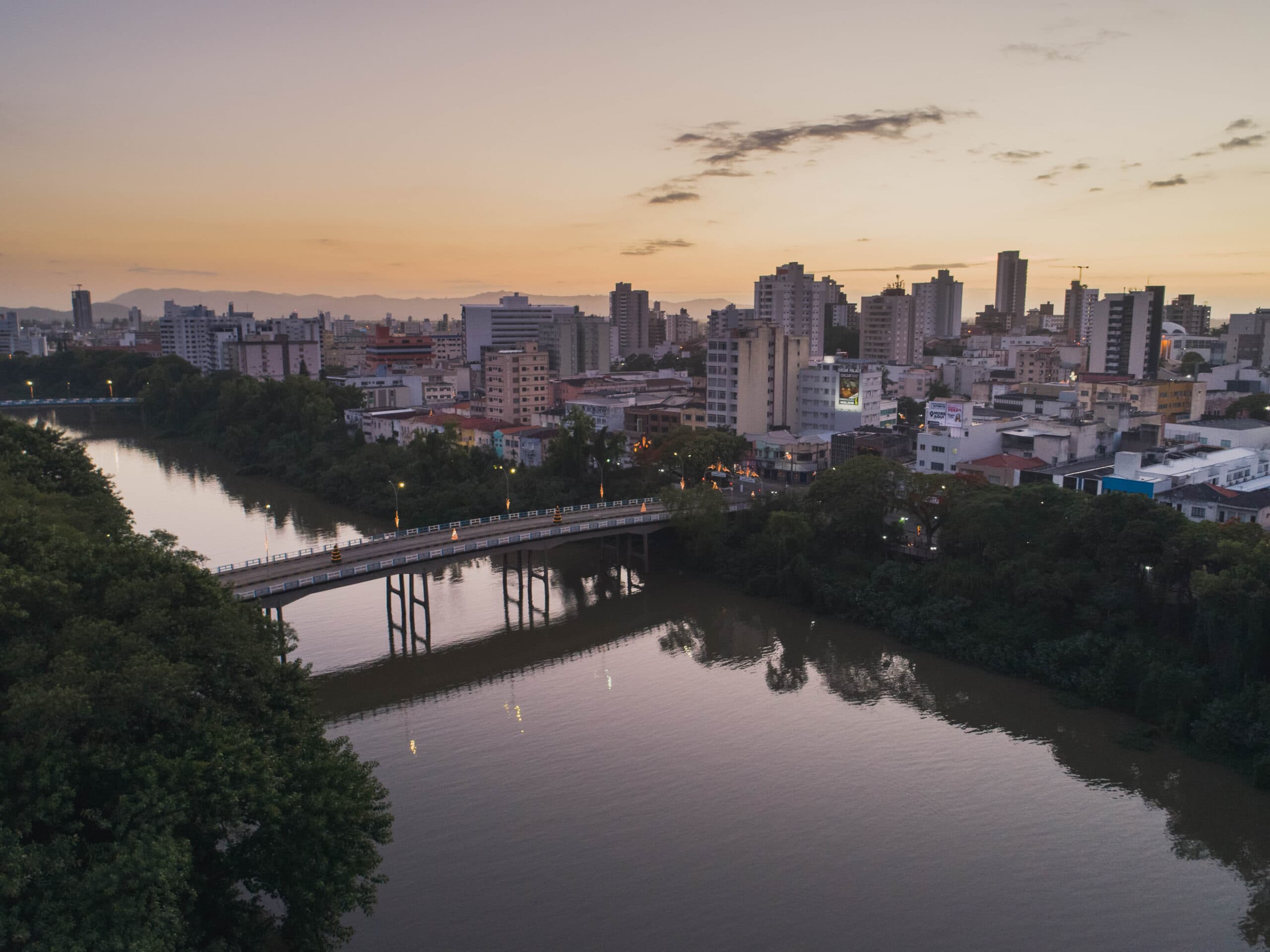 Julho teve volume de chuva acima da média em Tubarão e região
