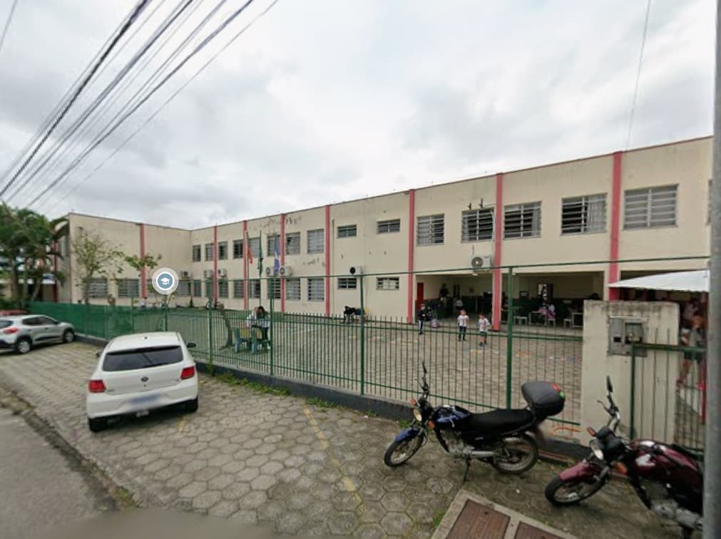 Mãe denuncia agressão contra filho autista dentro de escola pública