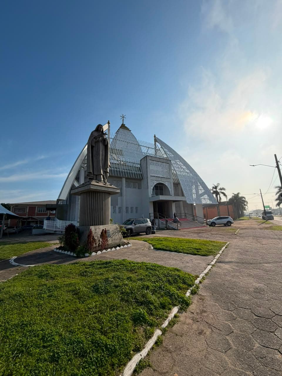 Bazar beneficente do Santuário Santa Teresinha acontece a partir de quarta (9)