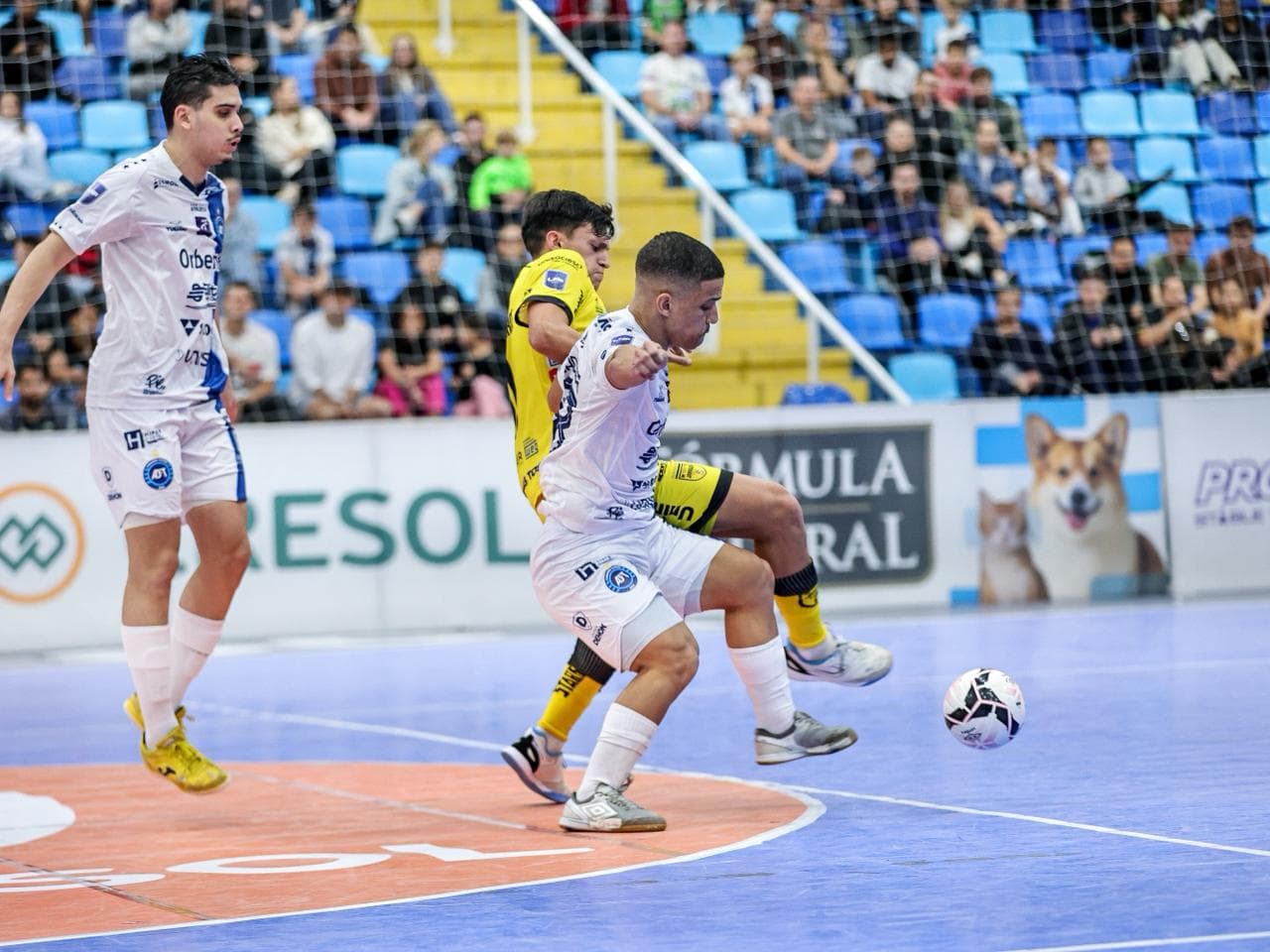 Tubarão perde para o Jaraguá no fim e terá que buscar virada fora de casa na Liga