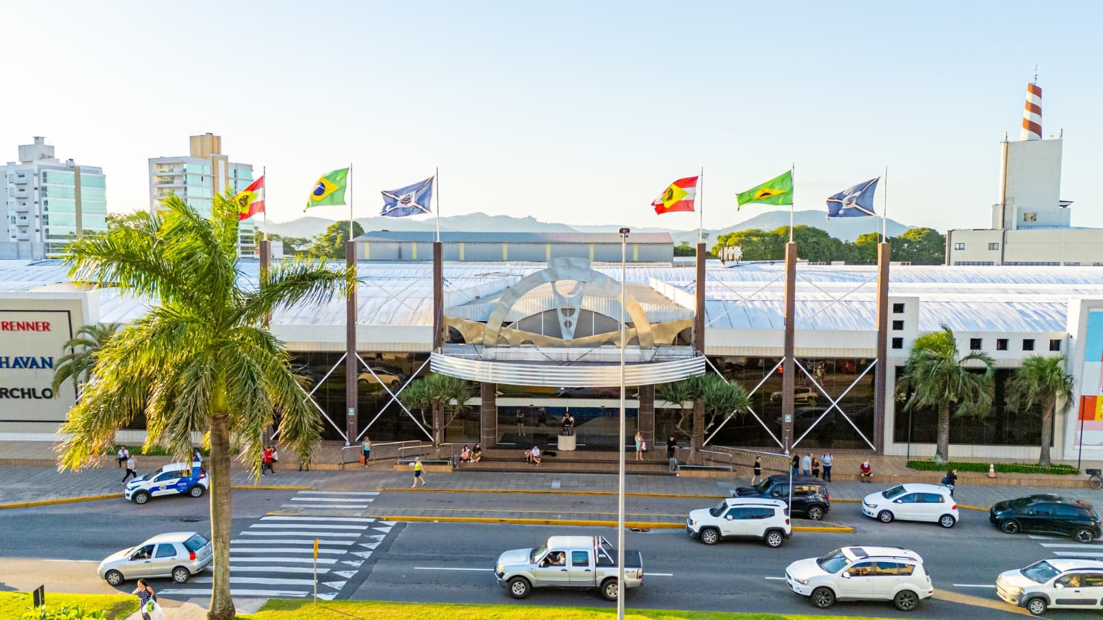 De sonho a referência regional: Farol Shopping completa 20 anos