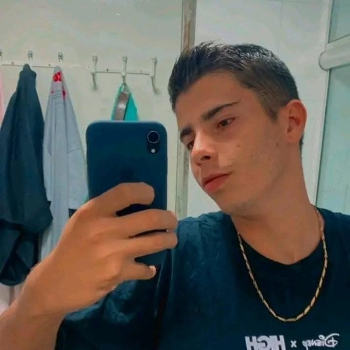 Jovem encontrado carbonizado teria sido queimado vivo; quatro são denunciados