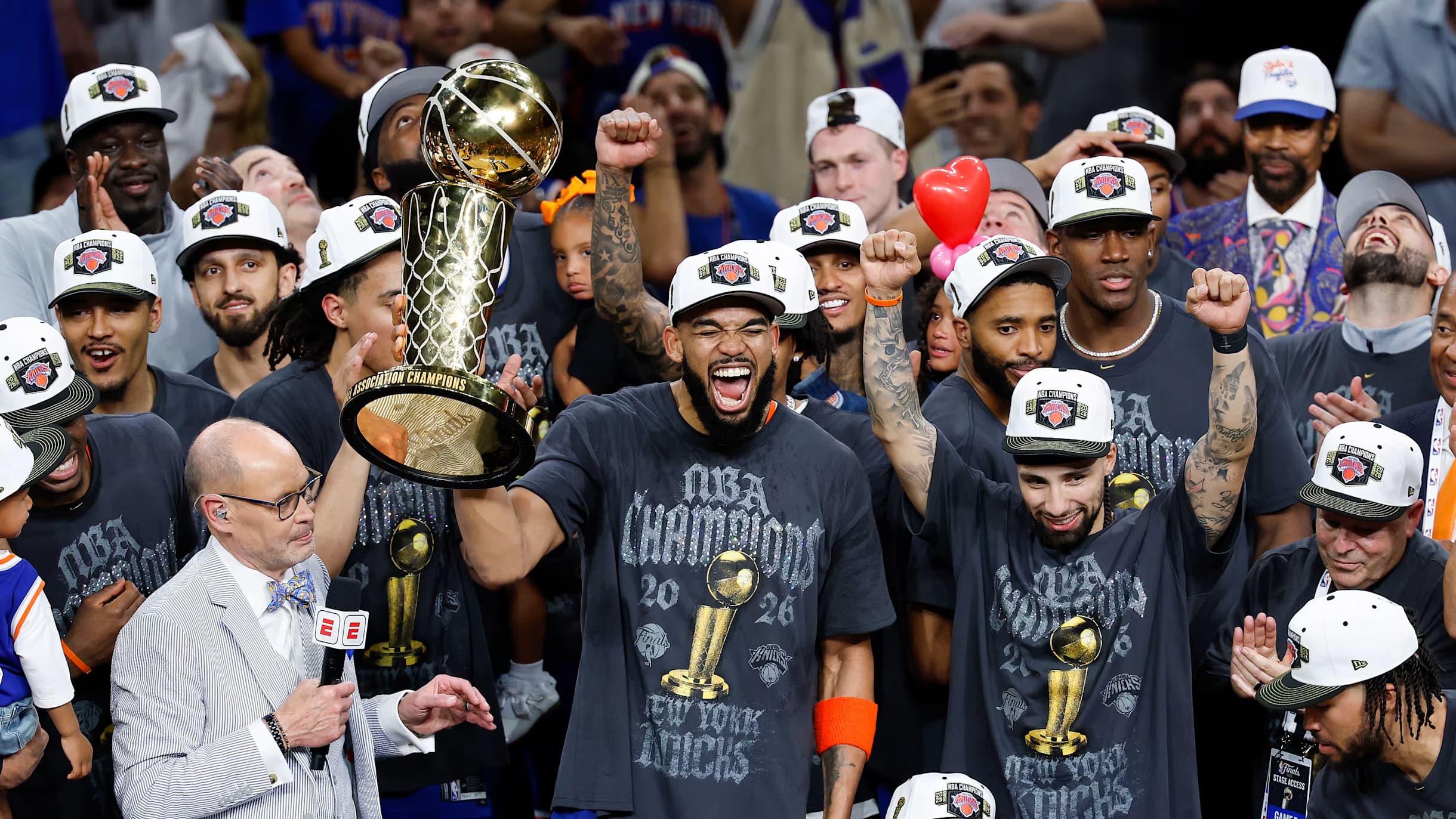 NBA inicia temporada com Knicks defendendo o título