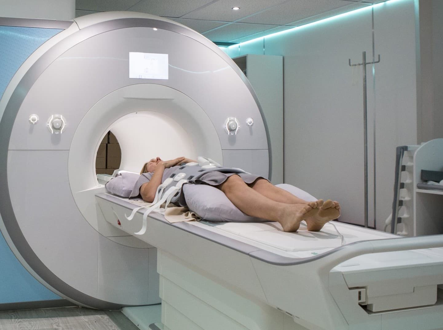 Mais de 400 ressonâncias e cirurgias de catarata são realizadas em mutirões