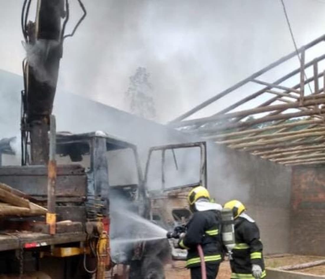 Homem morre eletrocutado com fio de alta tensão em Jaguaruna