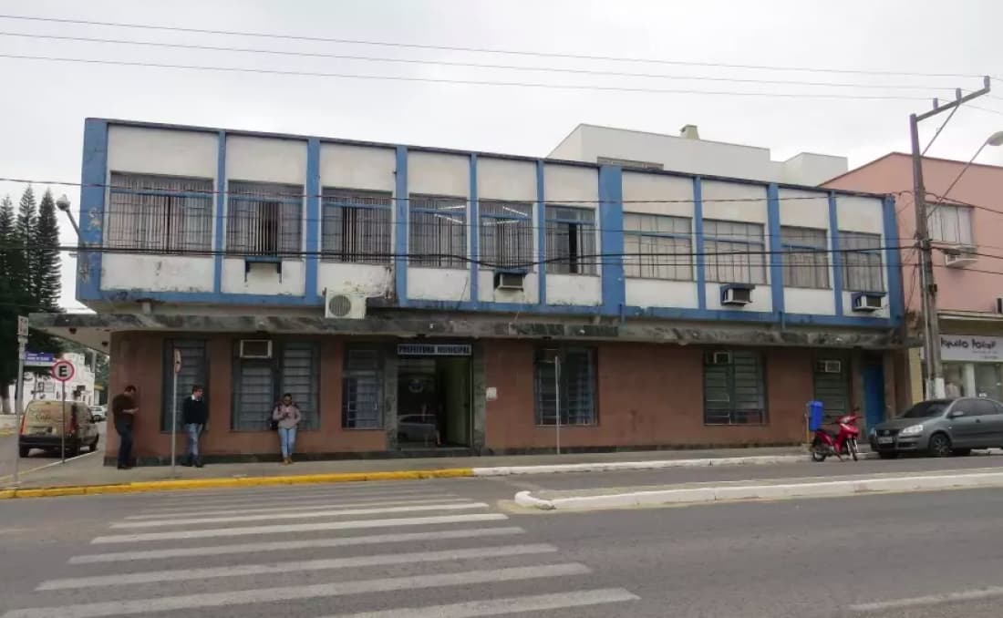 Falta de combustível paralisa serviços públicos em Jaguaruna